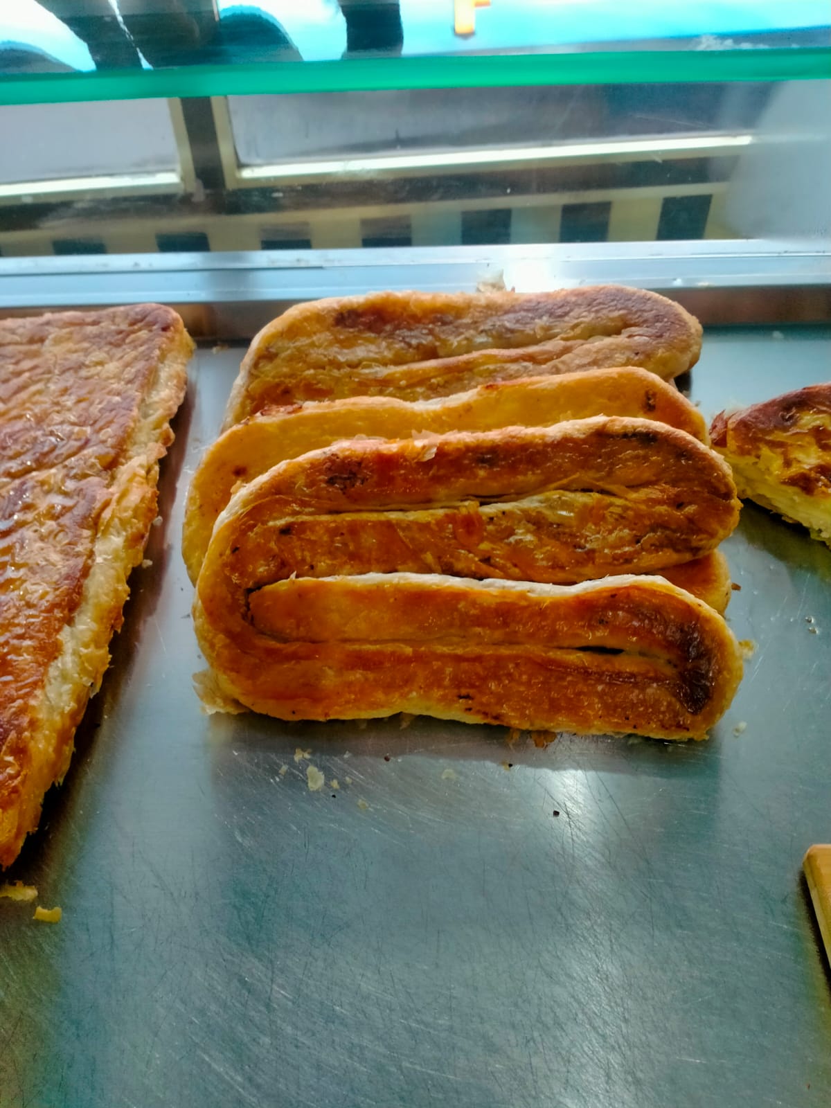 13 Ahlat Börek Salonu