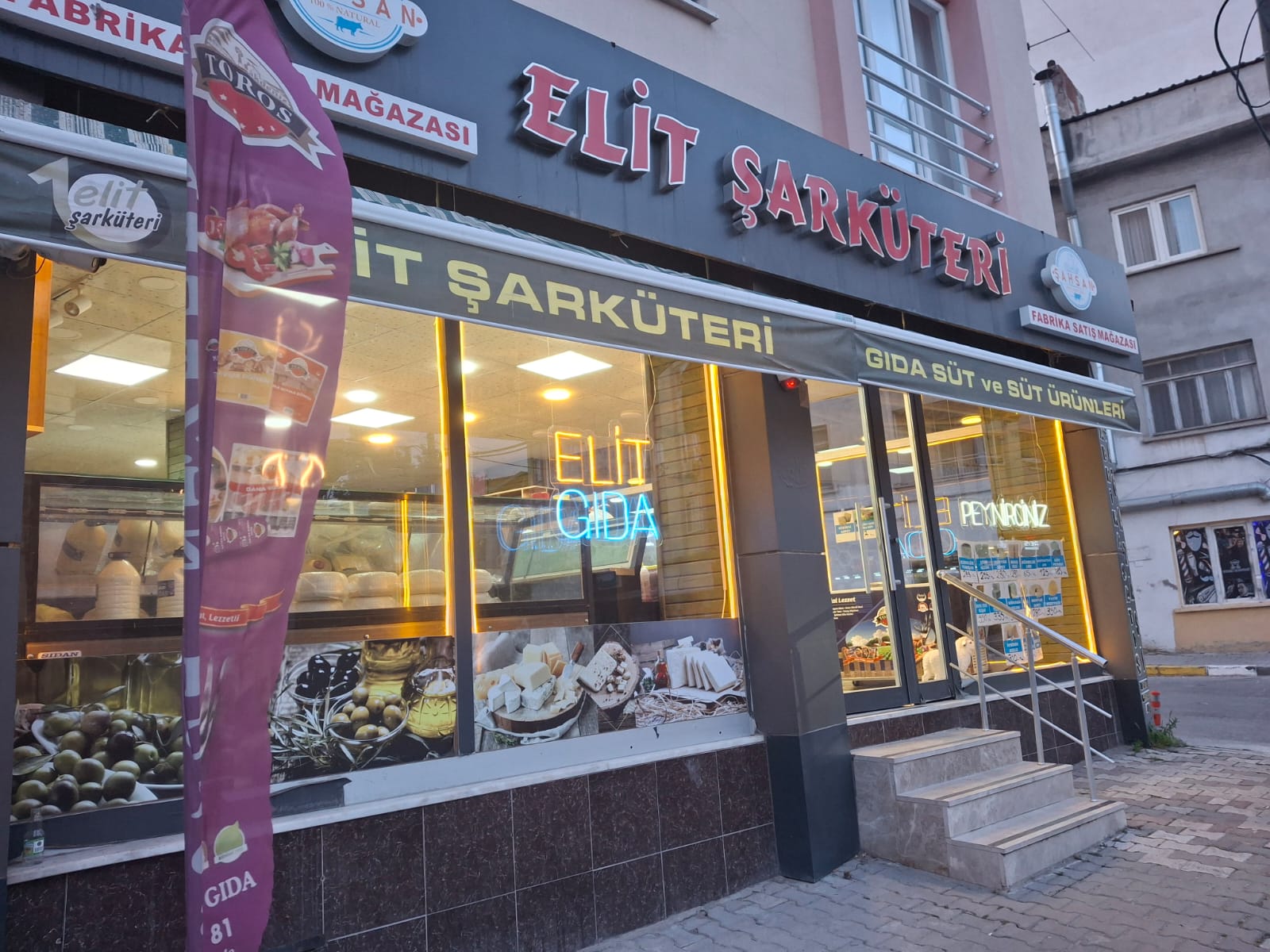 Elit Şarküteri 