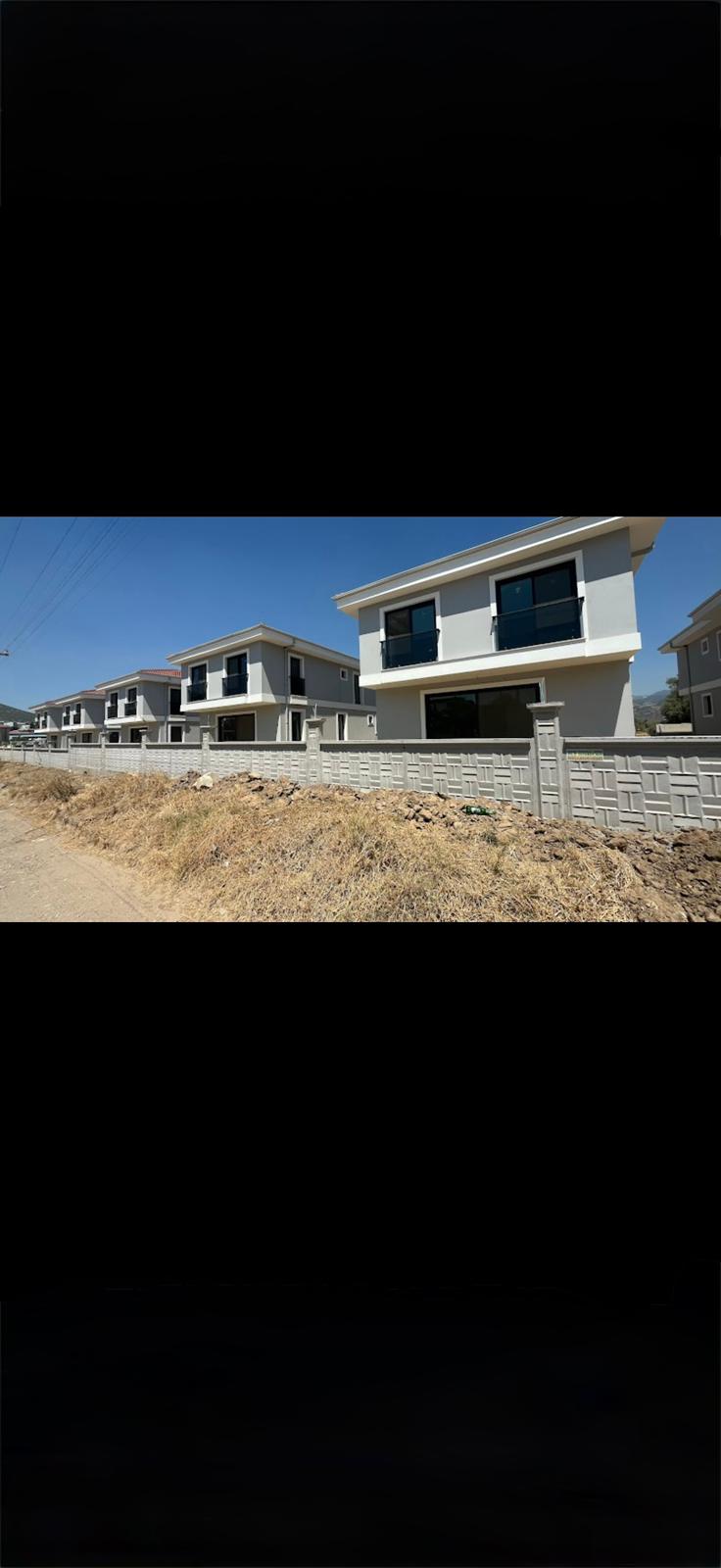 RT Hamitoğulları Bahçe Duvarı