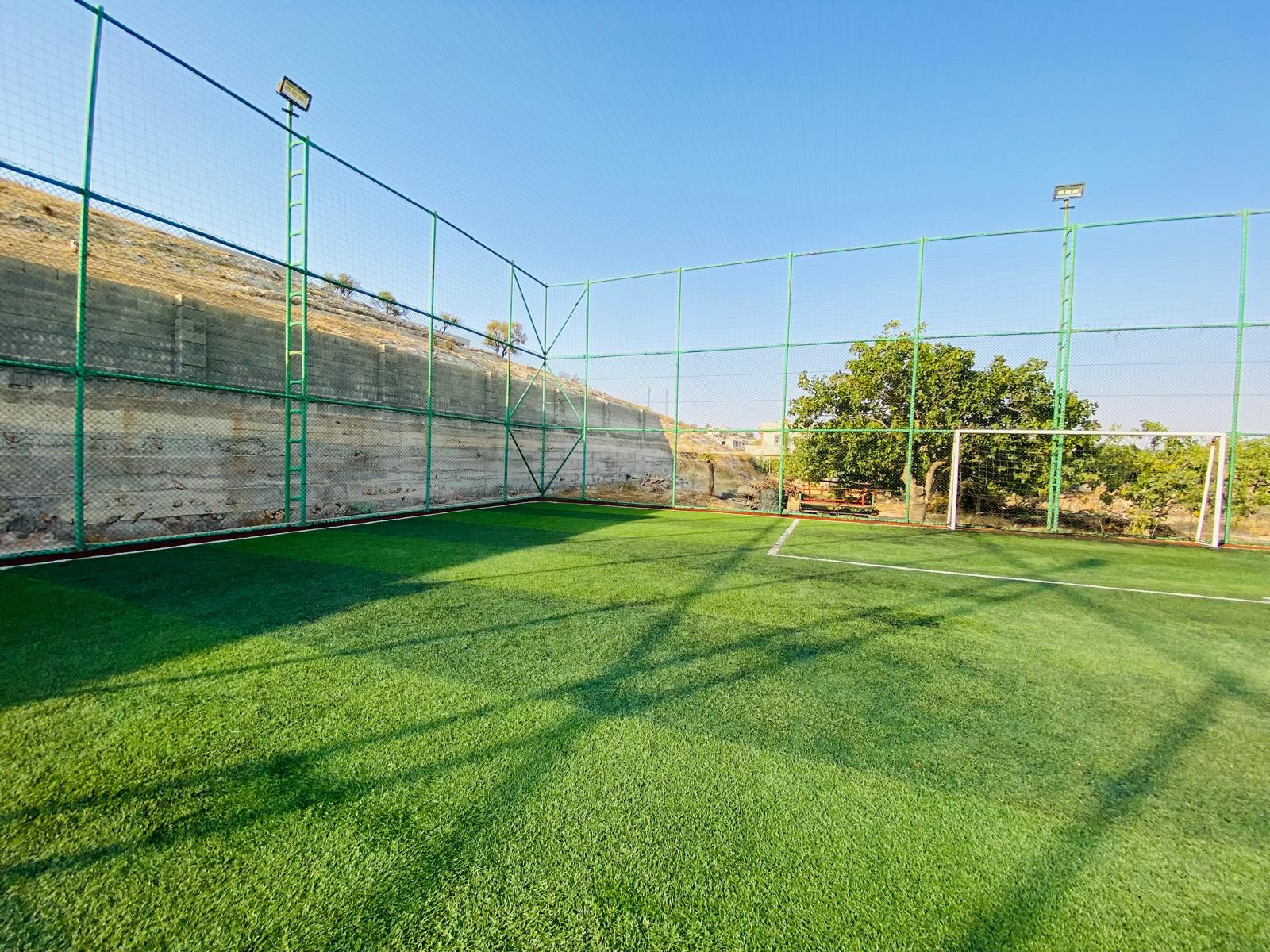 Güreniz İnşaat ve Halı Saha