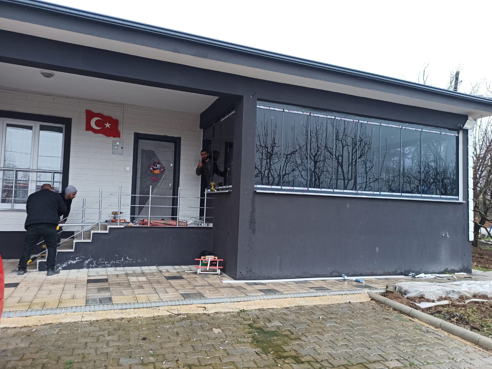 Uslu Kardeşler PVC ve Cam Balkon