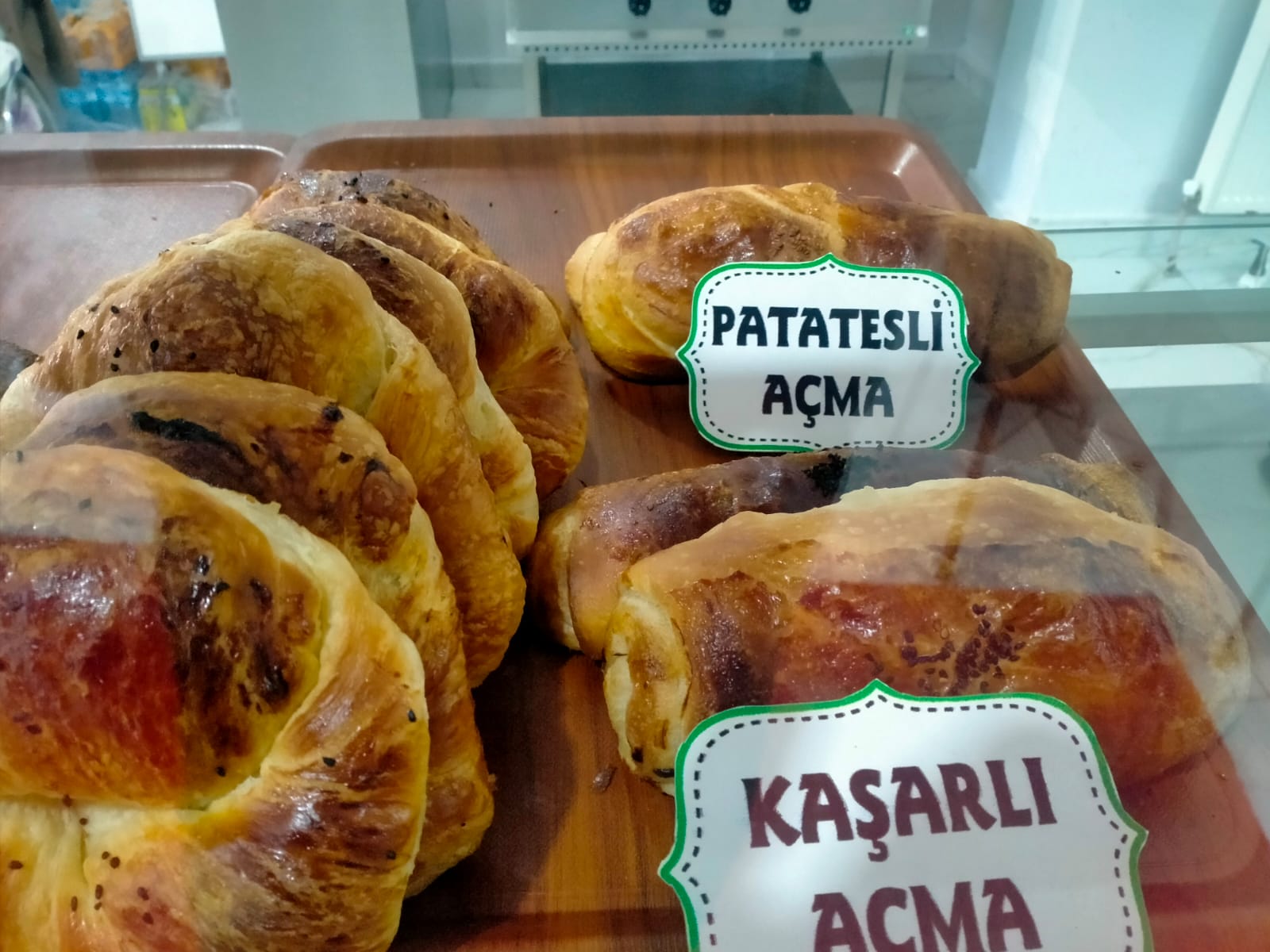13 Ahlat Börek Salonu