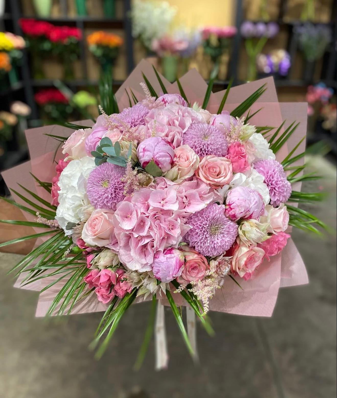 LAVINIA FLOWERS