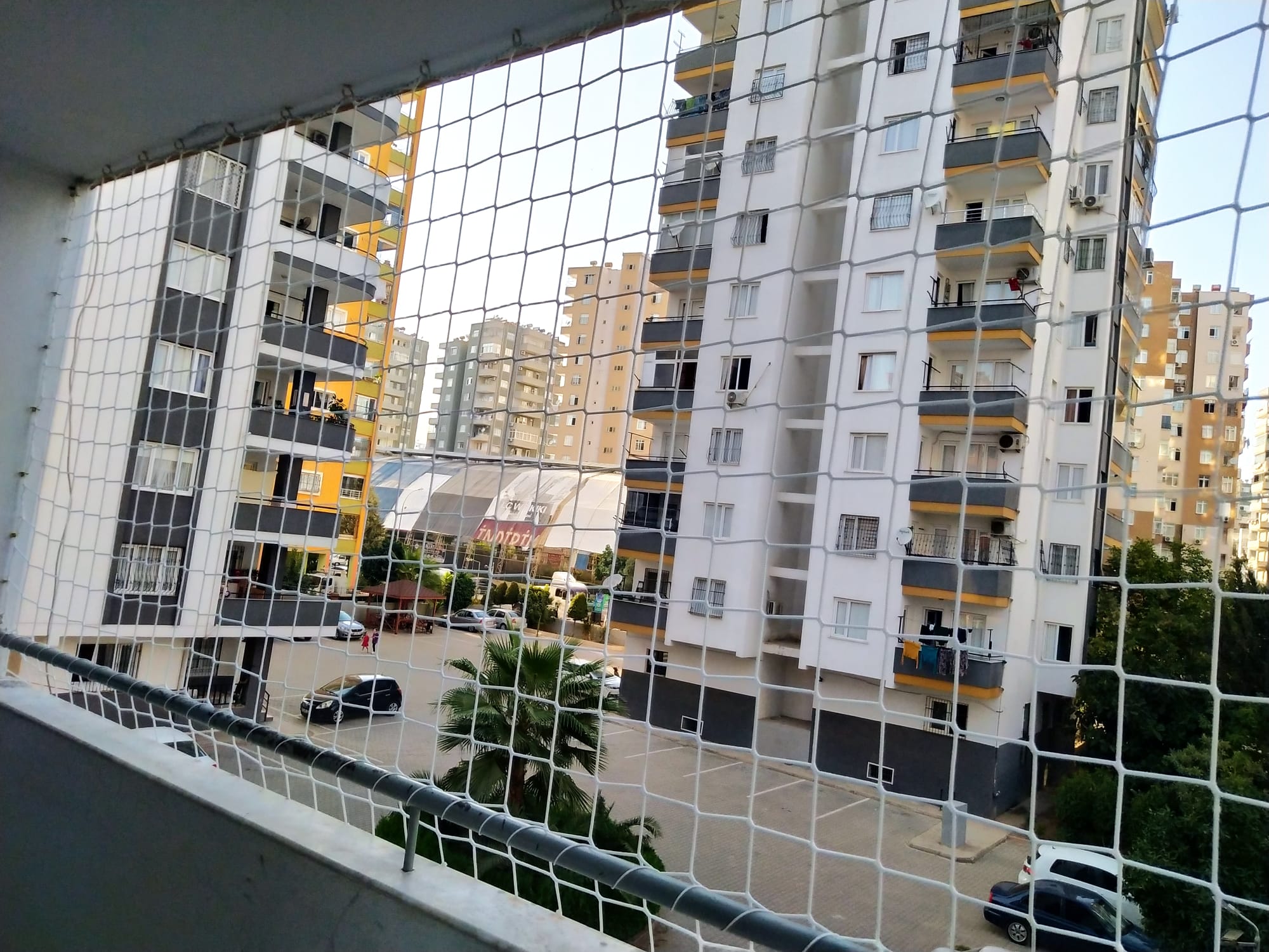 Mezitli Balkon Filesi