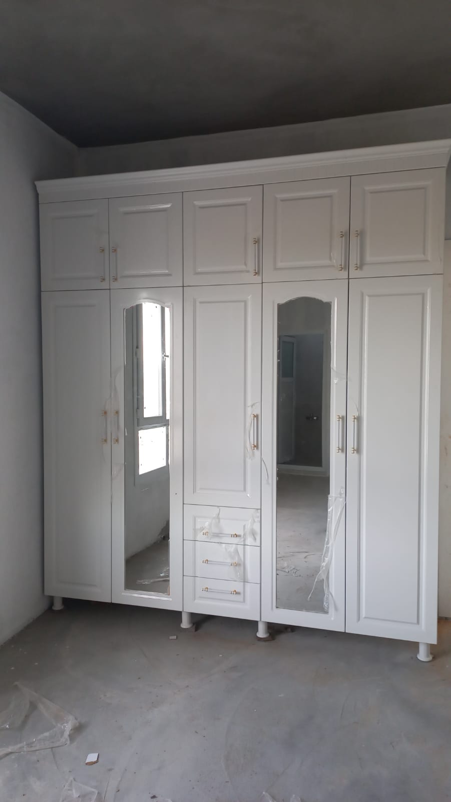 Menesa Mobilya Dekorasyon 