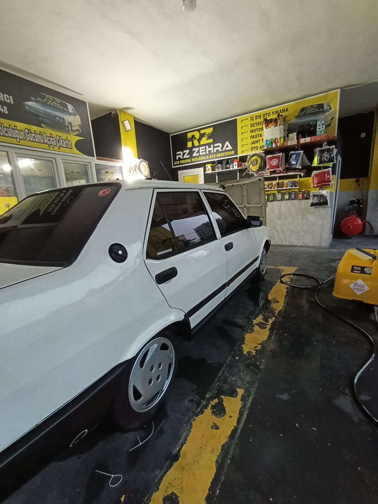 RZ Zehra Oto Yıkama Yağlama Oto Aksesuar