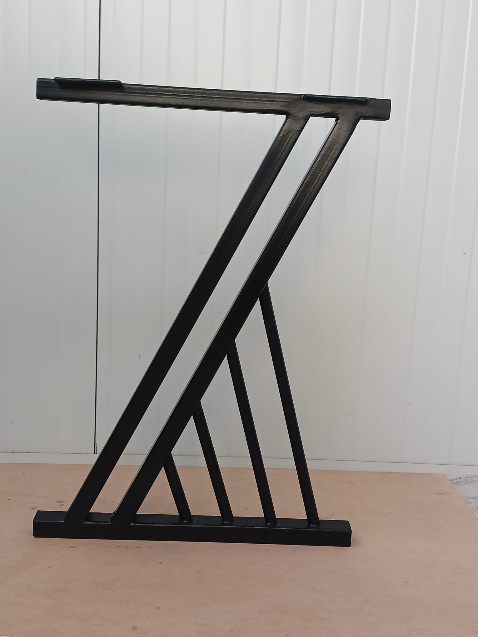 Ema metal Ahşap Tasarım