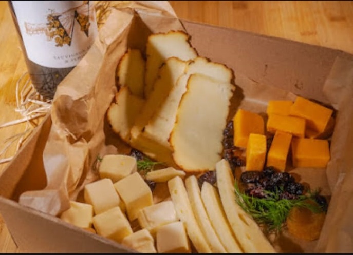 Dilek Meze ve Şarküteri 