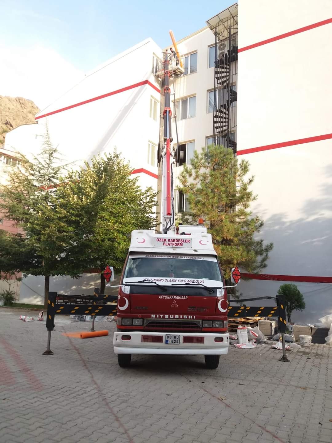 Özek Kardeşler Vinç 