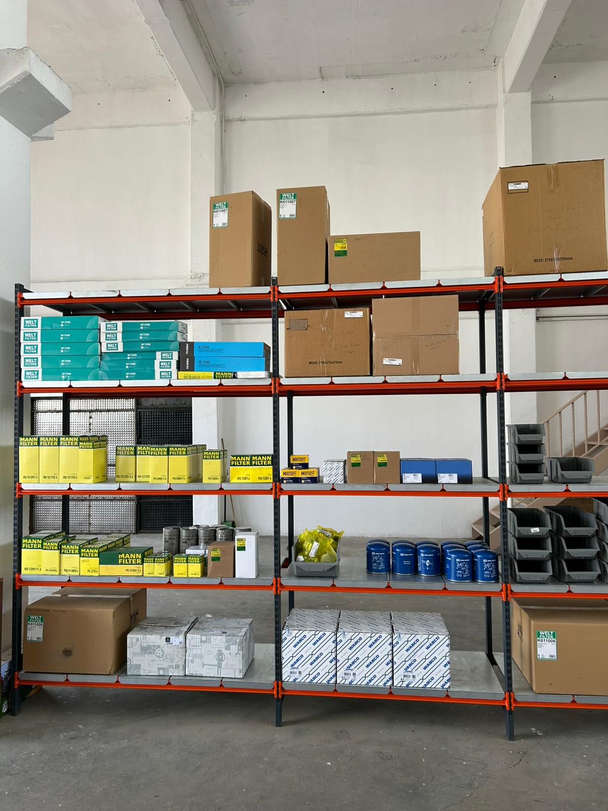 Depar Man Mercedes Dorse Yedek Parçaları ve Elektrik Malzemeleri