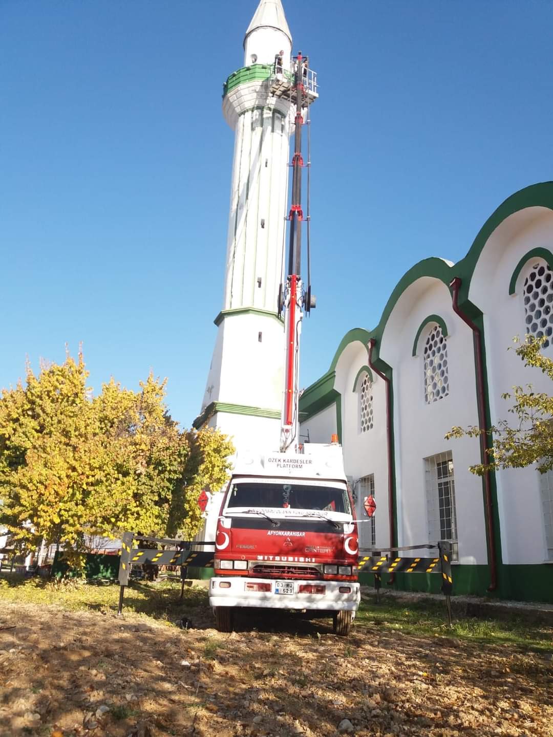 Özek Kardeşler Vinç 