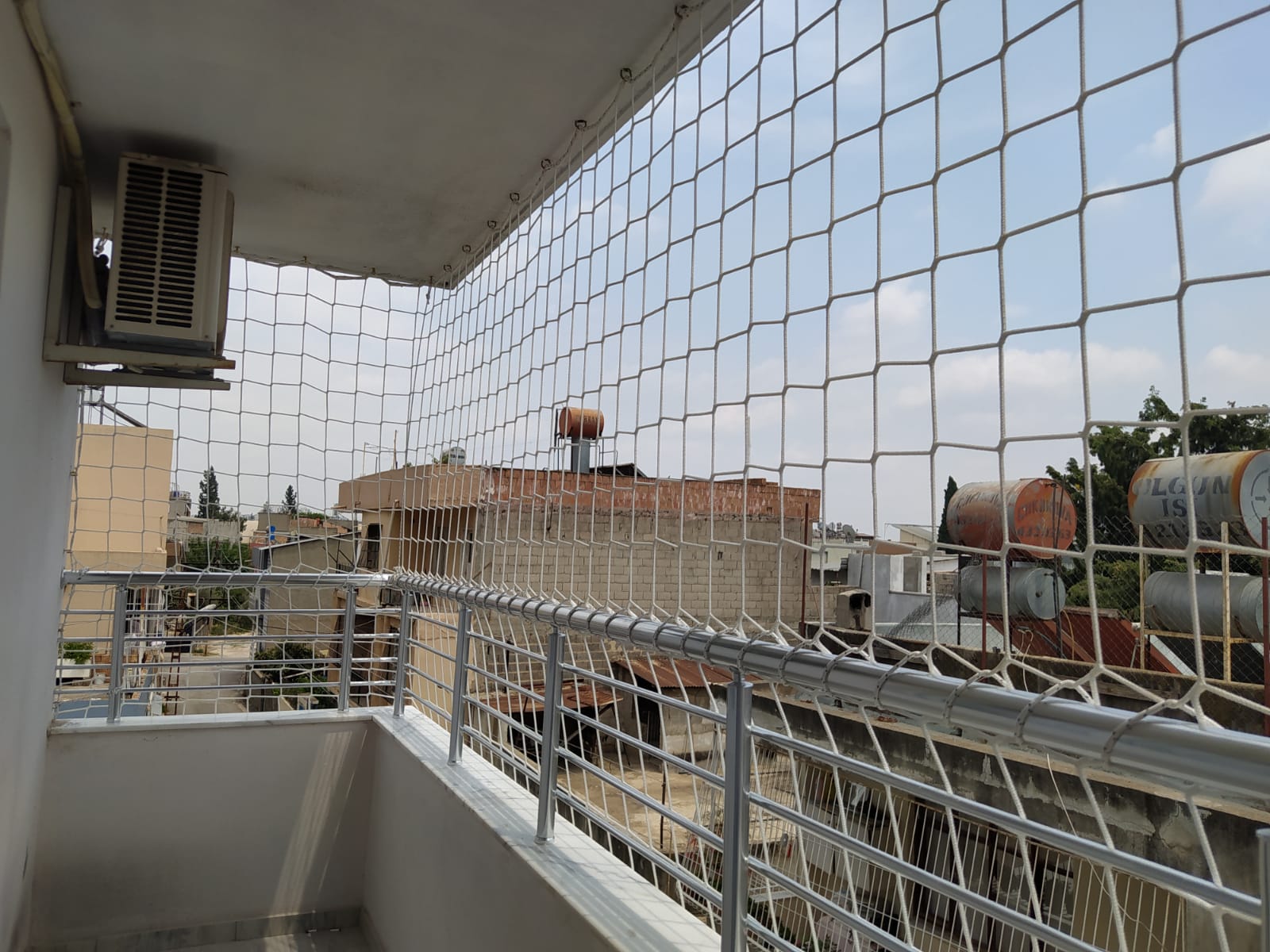 Mezitli Balkon Filesi