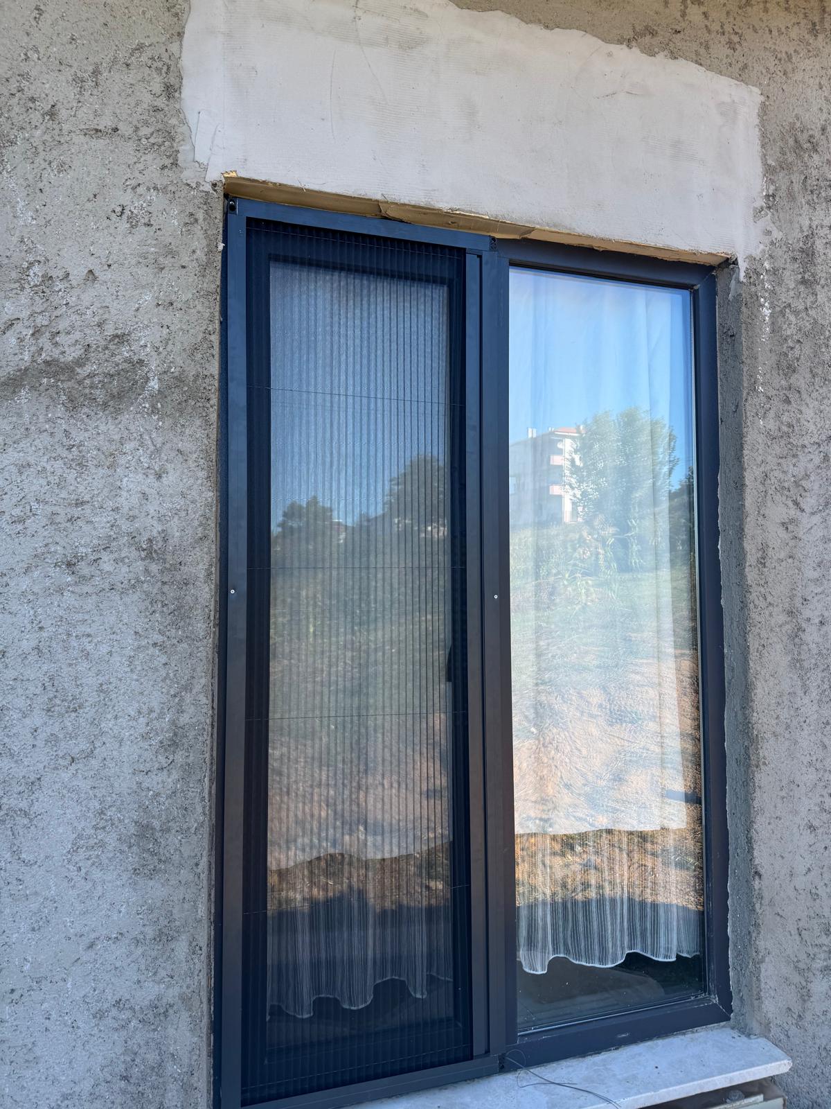 Knz Sineklik Ve Karavan Perde