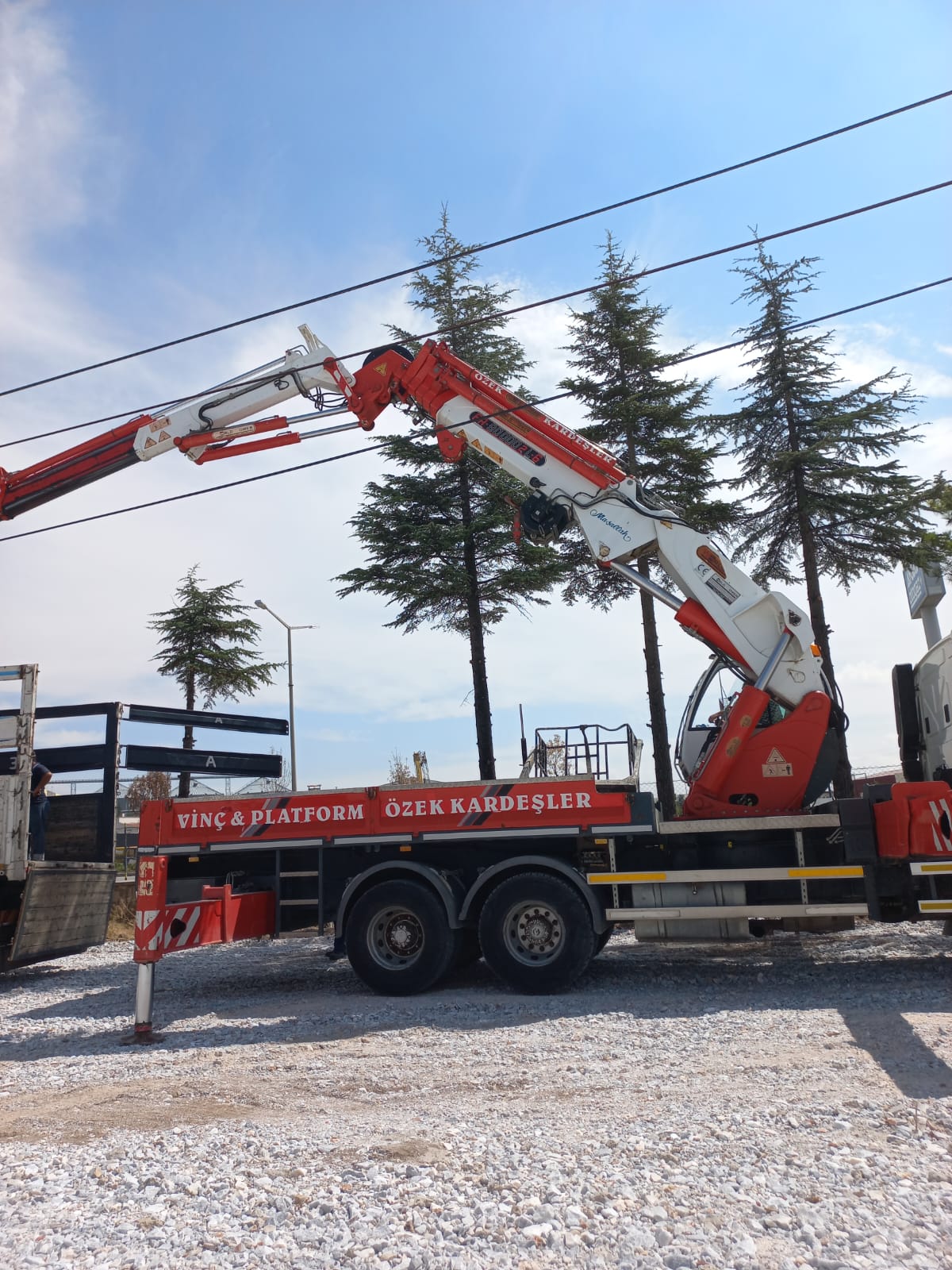 Özek Kardeşler Vinç 