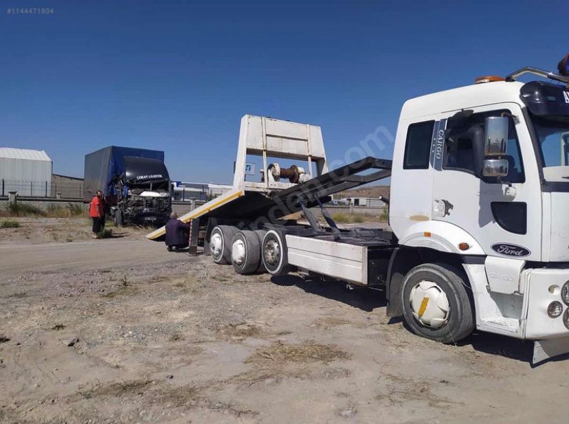 Kıdemli Oto Kurtarma ve Ağır Vasıta 