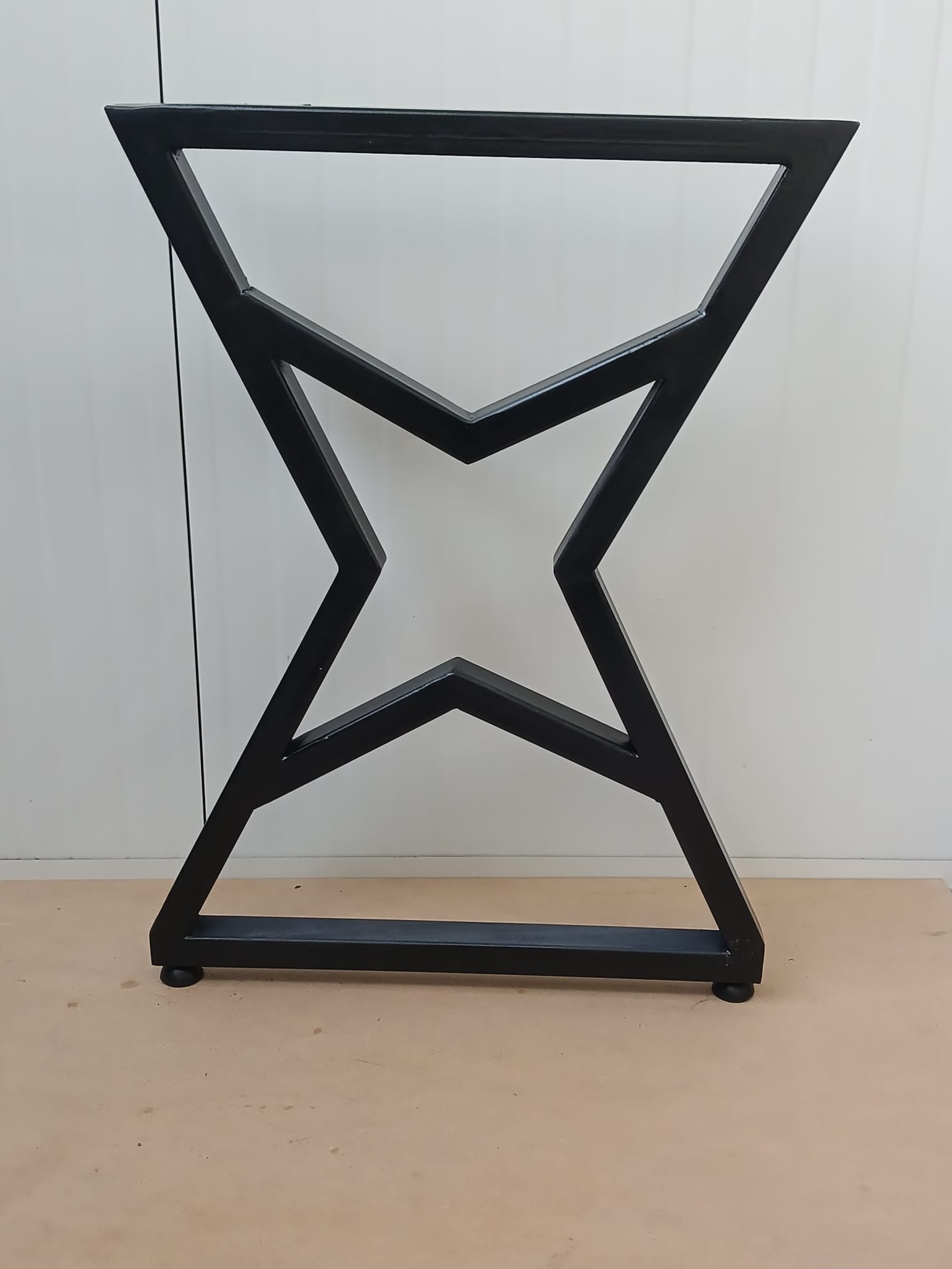 Ema metal Ahşap Tasarım