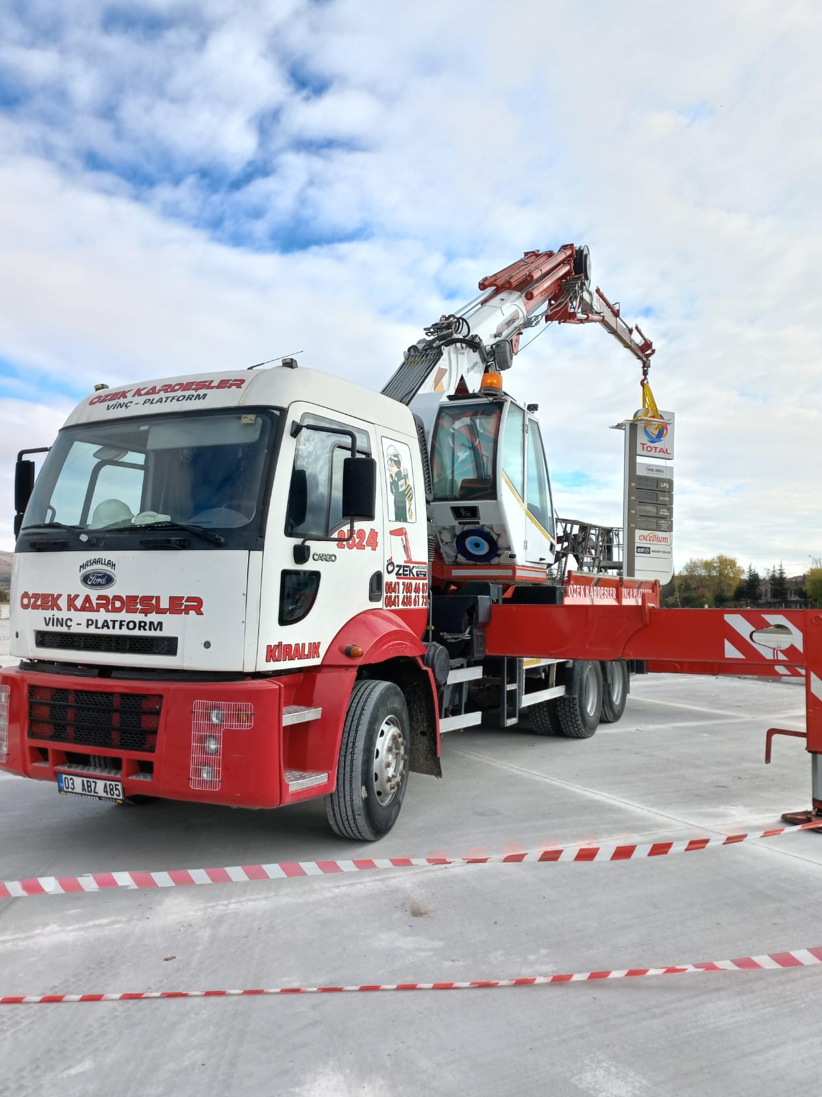 Özek Kardeşler Vinç 