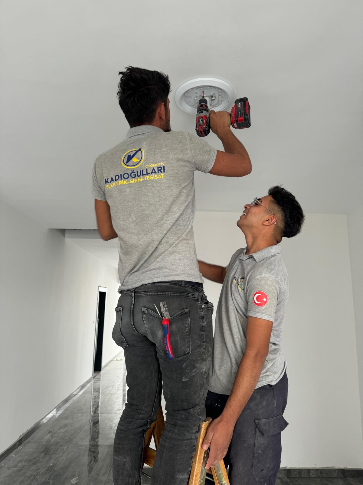 Kadıoğulları Elektrik Aydınlatma