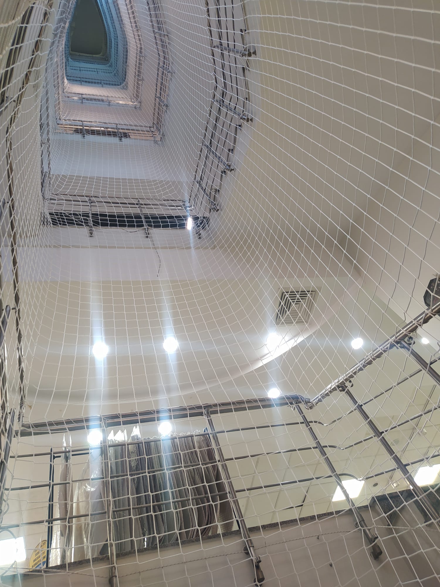 Mezitli Balkon Filesi