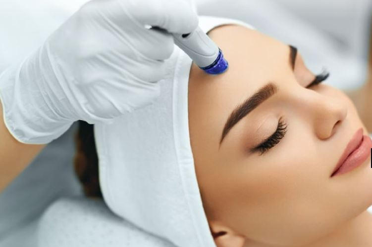 Ay Güzellik Merkezi