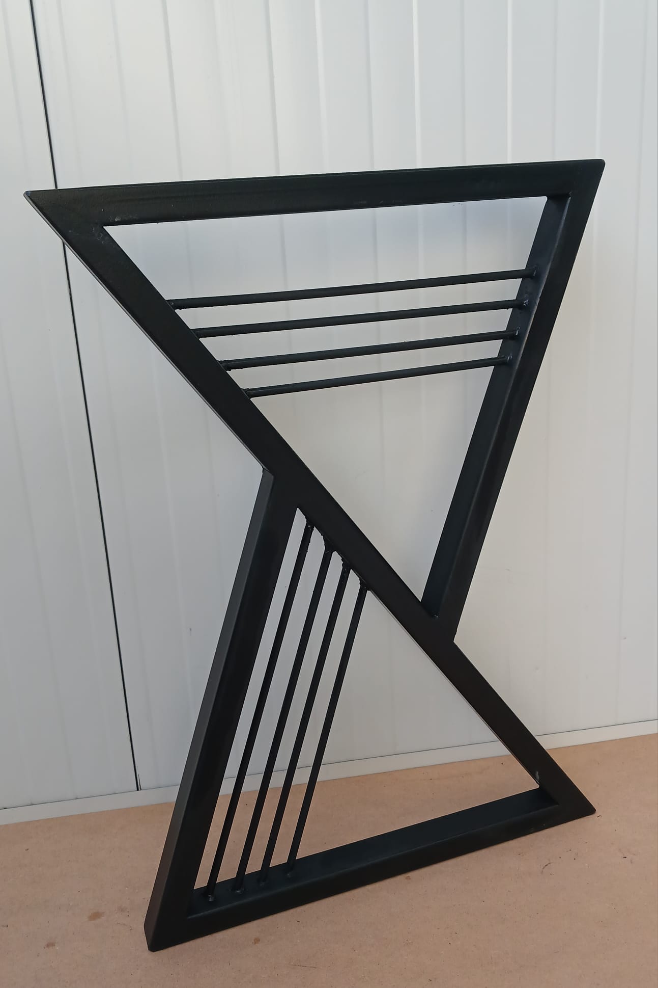 Ema metal Ahşap Tasarım