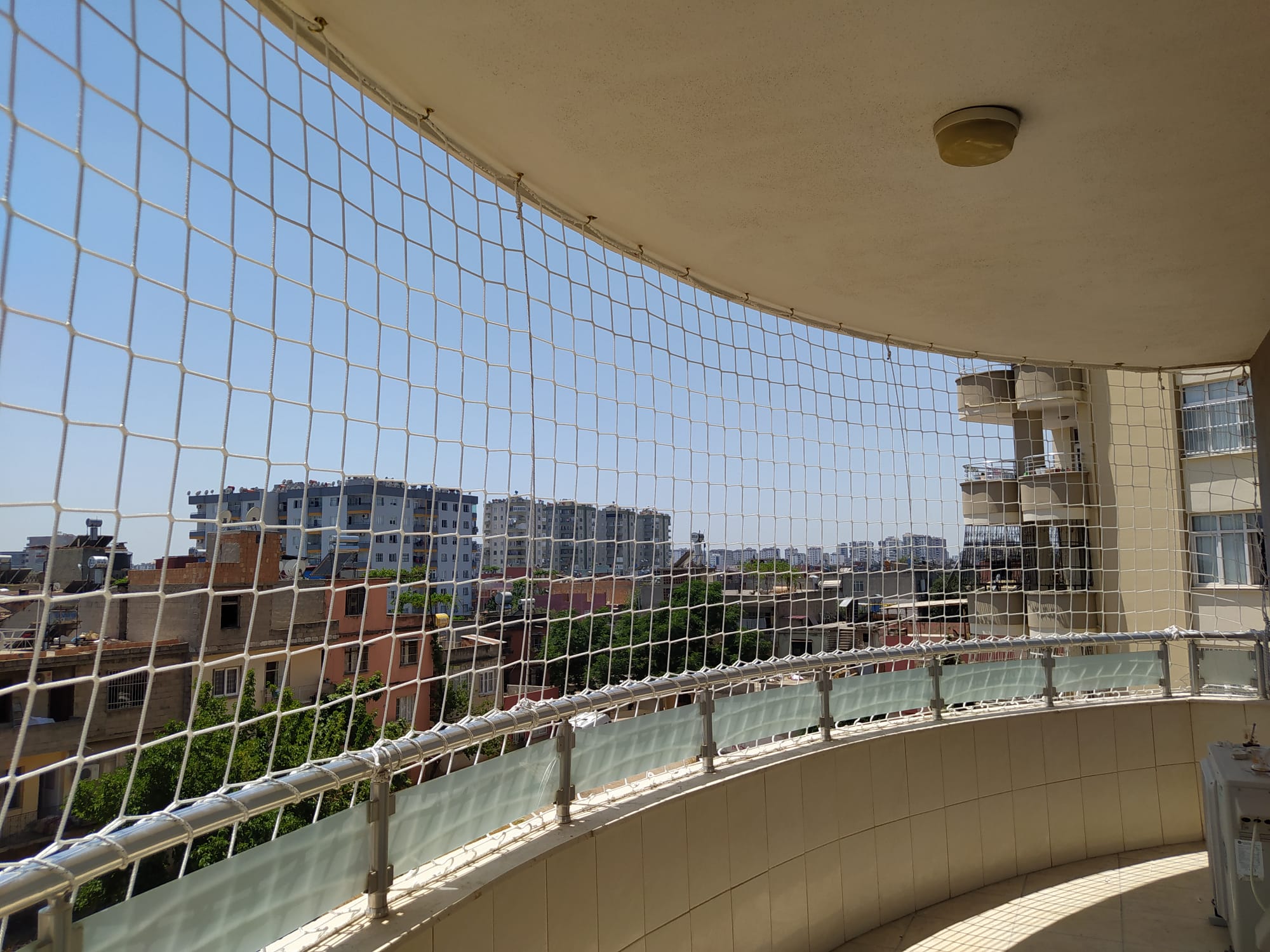 Mezitli Balkon Filesi