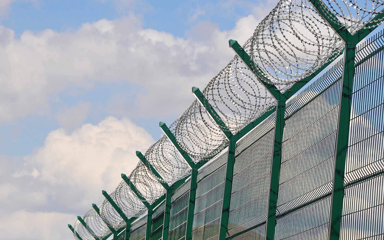 Ademoğlu Tel Çit Sistemleri