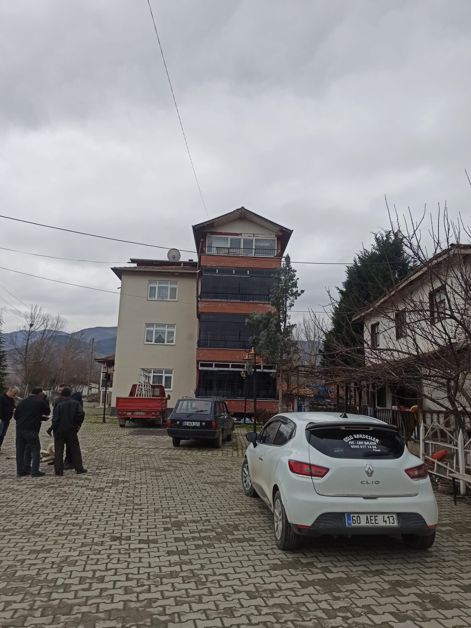 Uslu Kardeşler PVC ve Cam Balkon