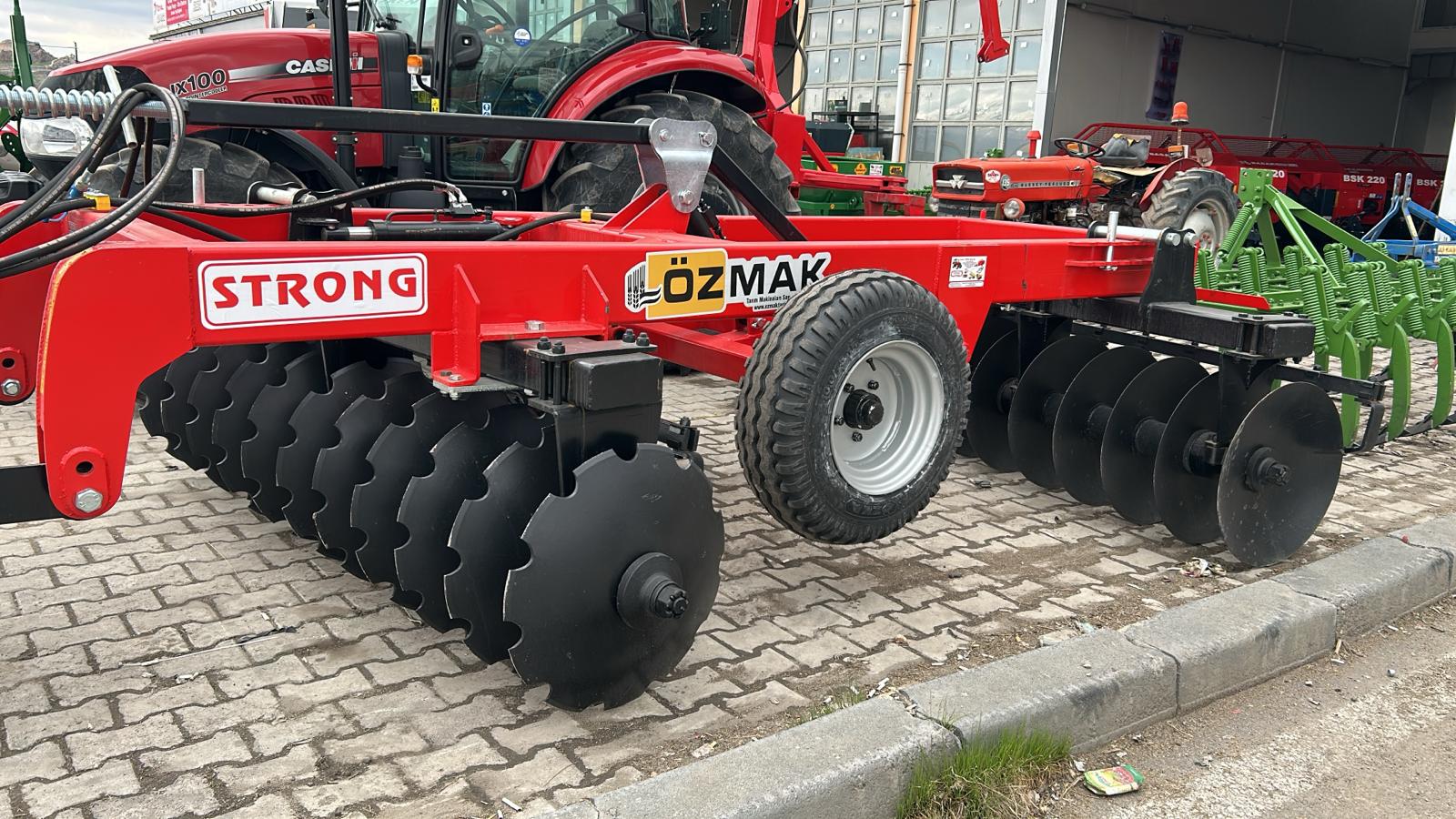 Aksular Tarım Makinaları