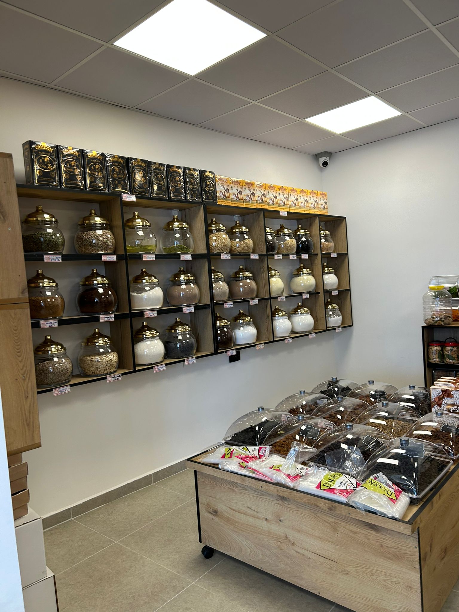 Parıltı Baharat Kuruyemiş 