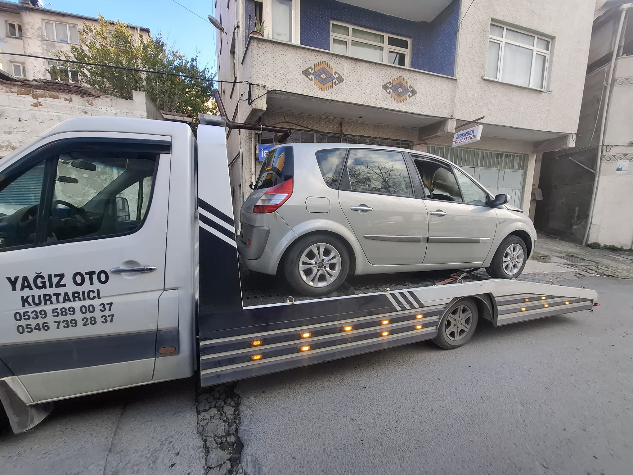 YAĞIZ OTO ÇEKİCİ 7/24 HİZMETİNİZDEYİZ