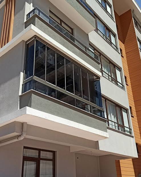 UĞR FİLE CAM BALKON PVC 