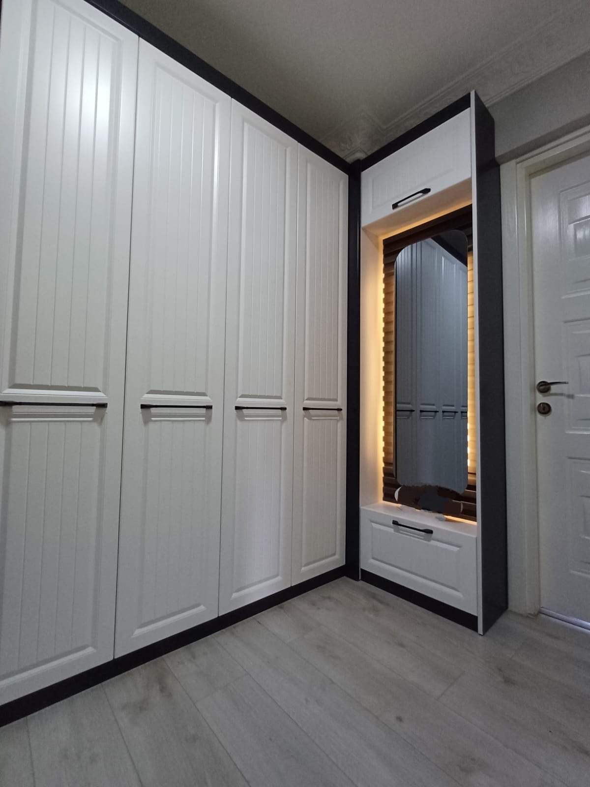 Boyalı Mobilya Tasarım