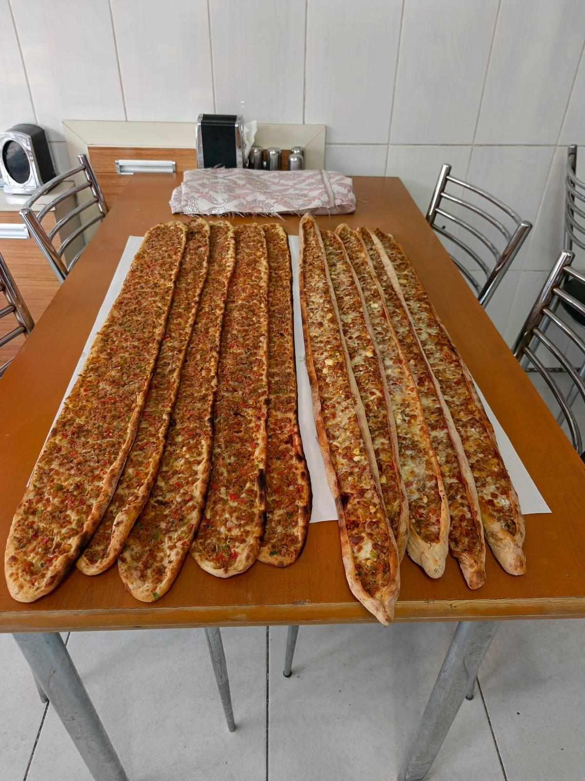 Kardeşler Etli Ekmek