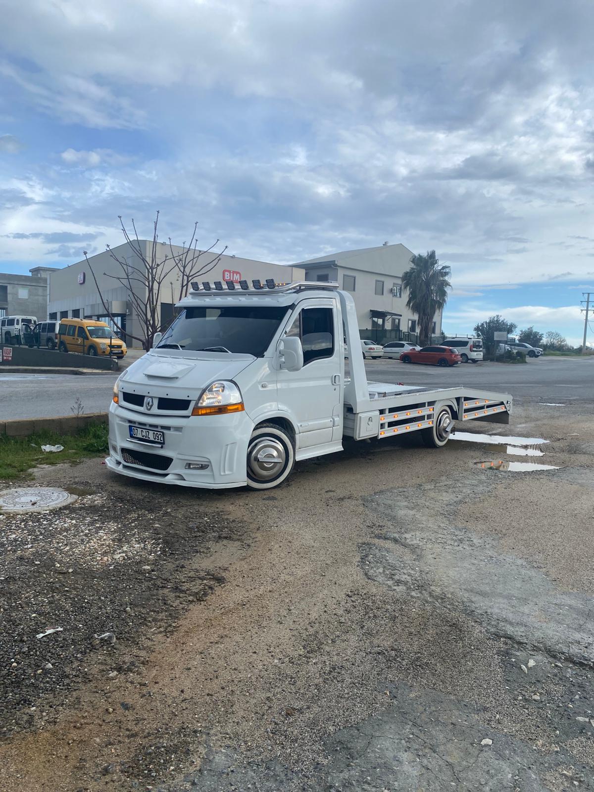 Deveci Oto Çekici ve Yol Yardım