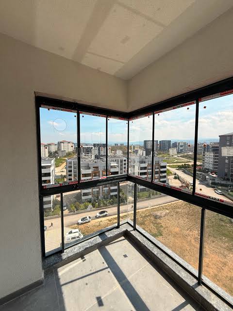 UĞR FİLE CAM BALKON PVC 