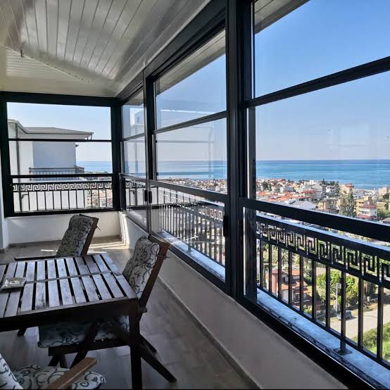 UĞR FİLE CAM BALKON PVC 