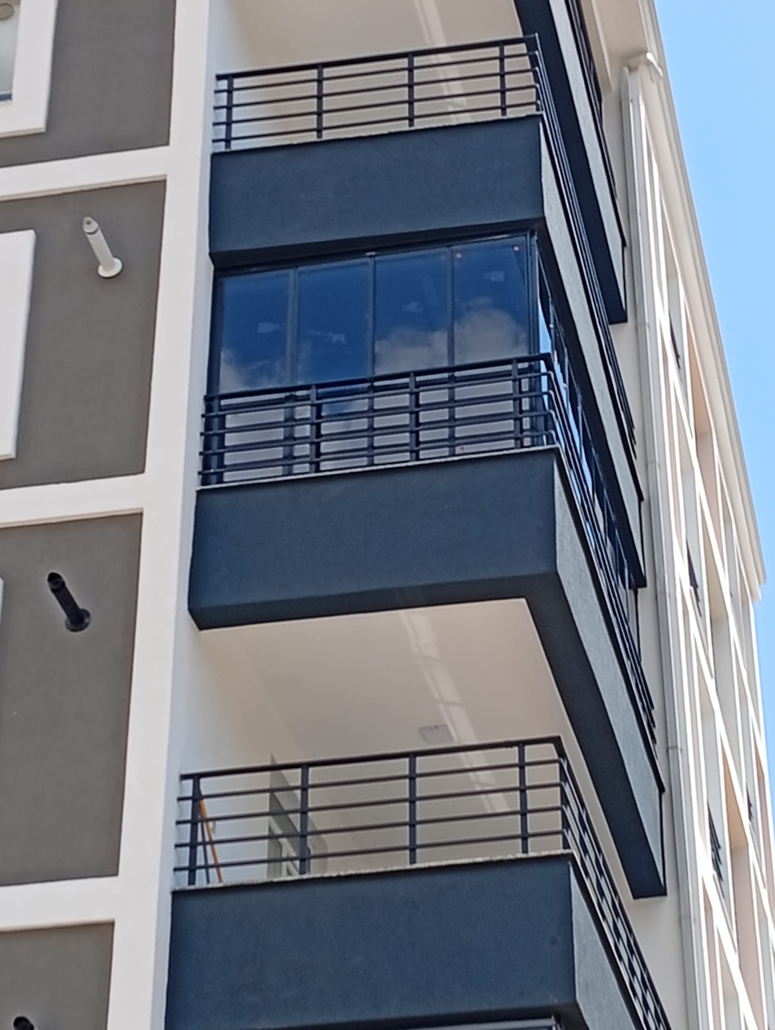 Aşıkpaşa Cam Balkon Duşakabin