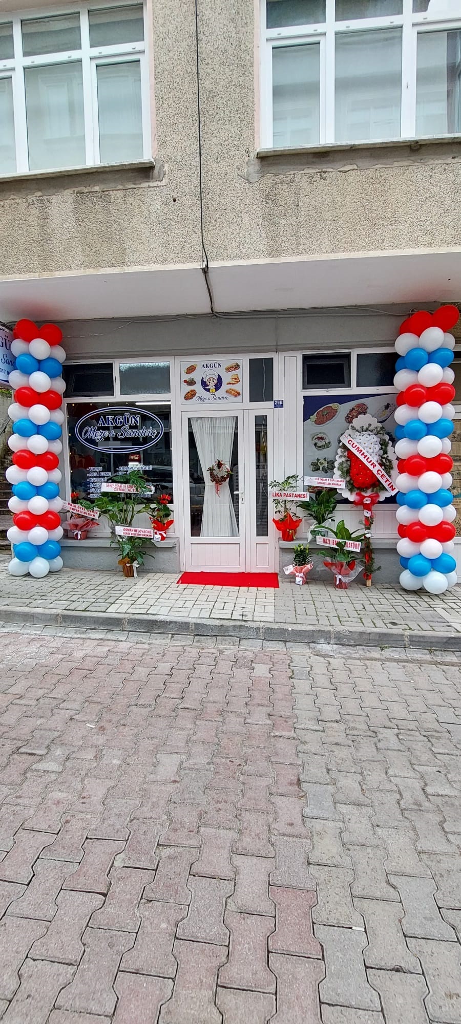 Akgün Meze & Sandviç