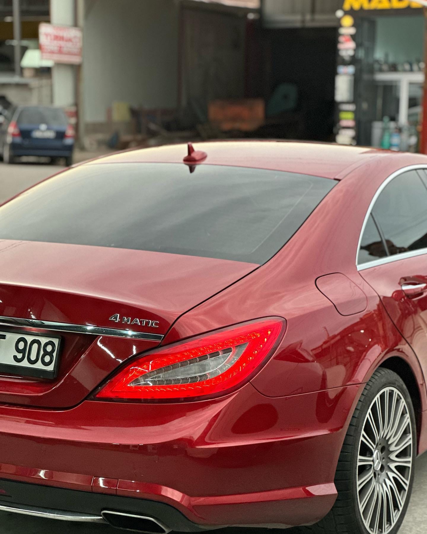 Bayraktar Garage