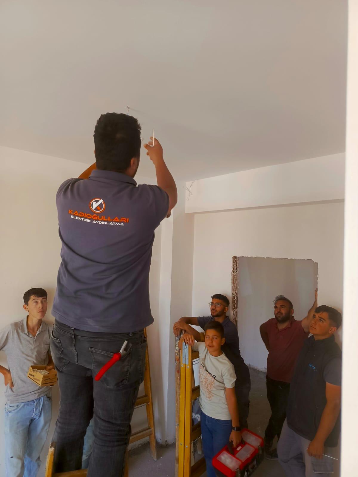 Kadıoğulları Elektrik Aydınlatma