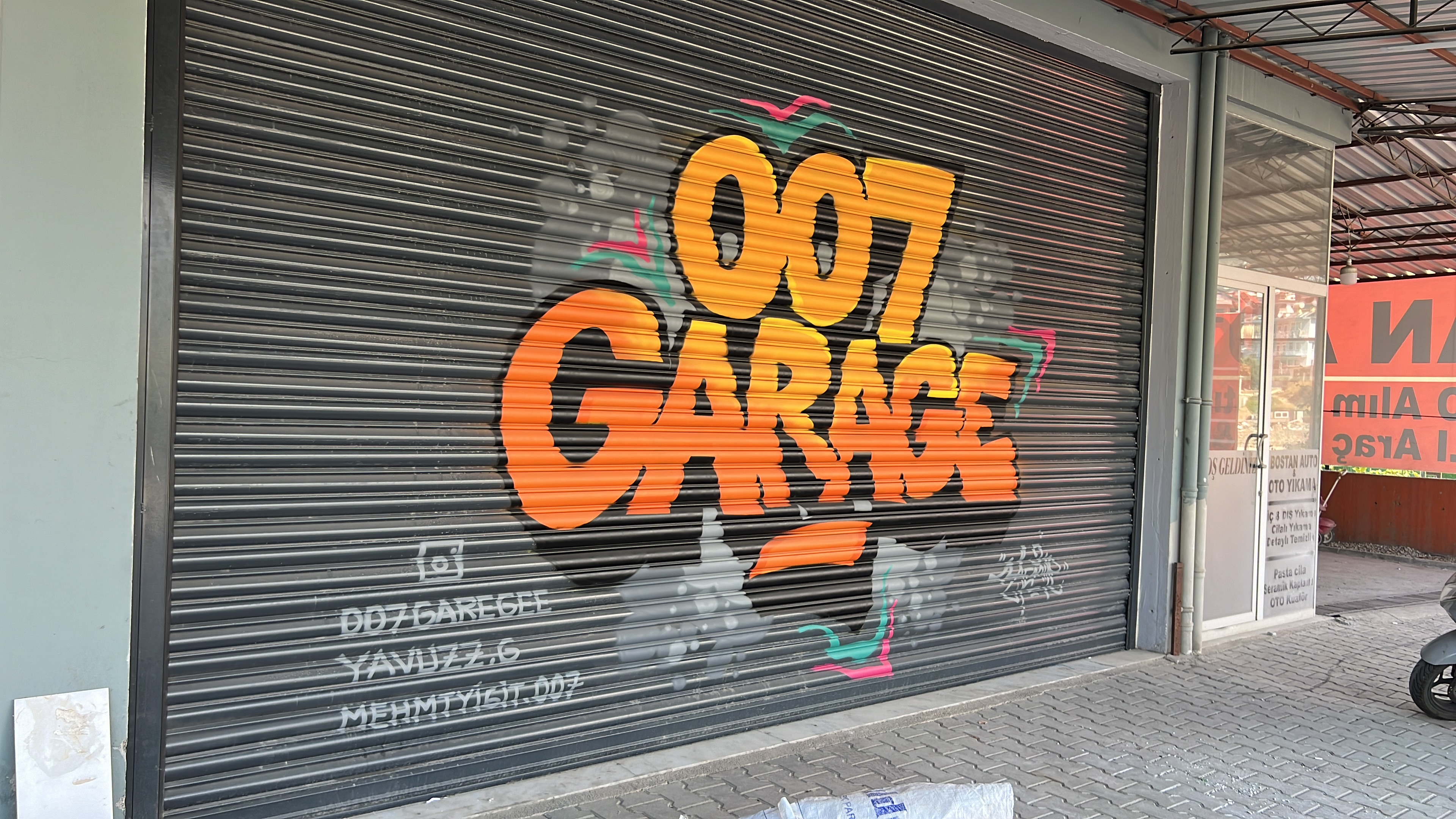 007 Garage 