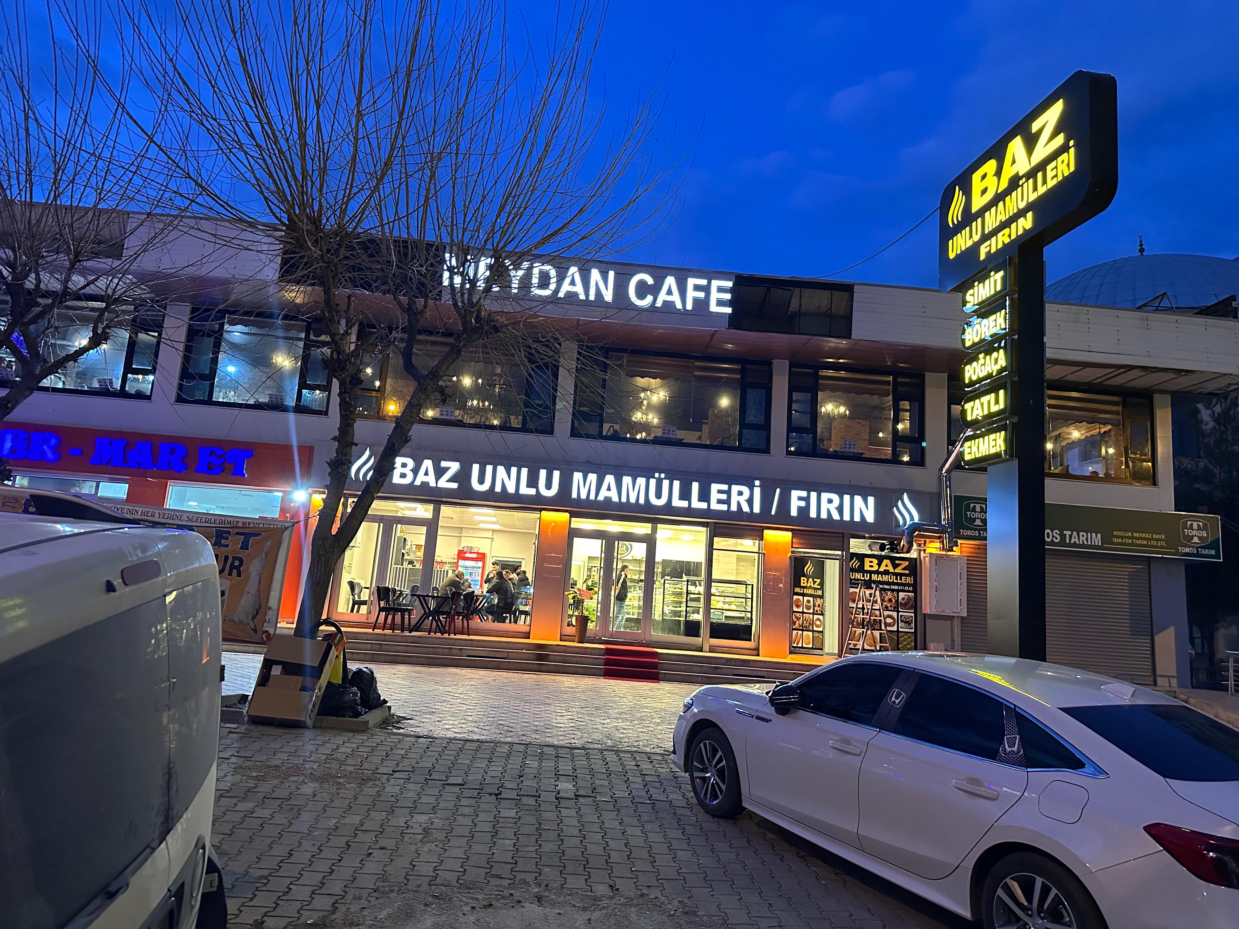 Baz Unlu Mamülleri
