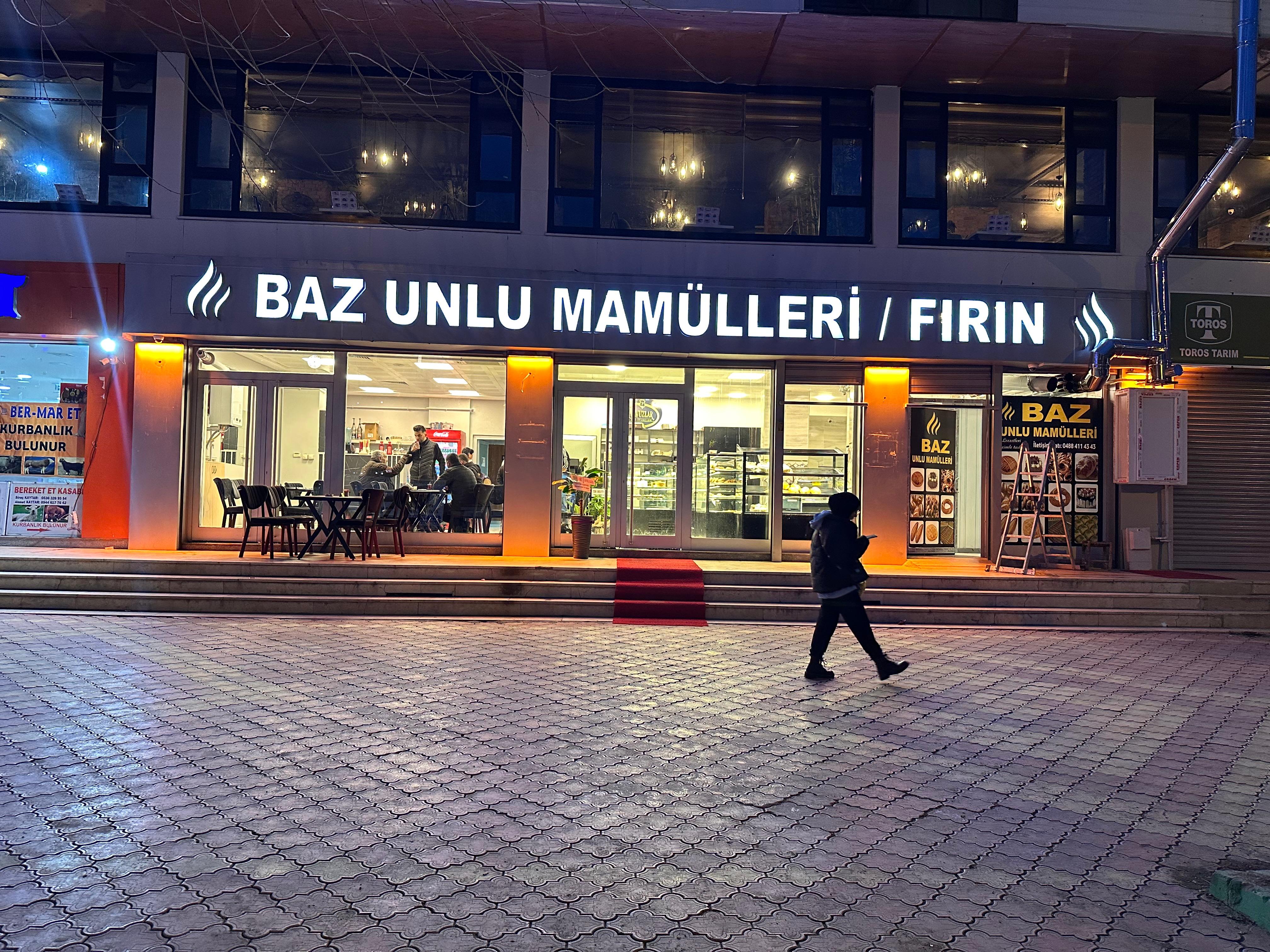 Baz Unlu Mamülleri