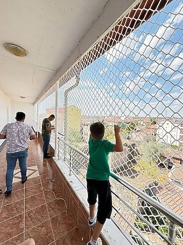 UĞR FİLE CAM BALKON PVC 