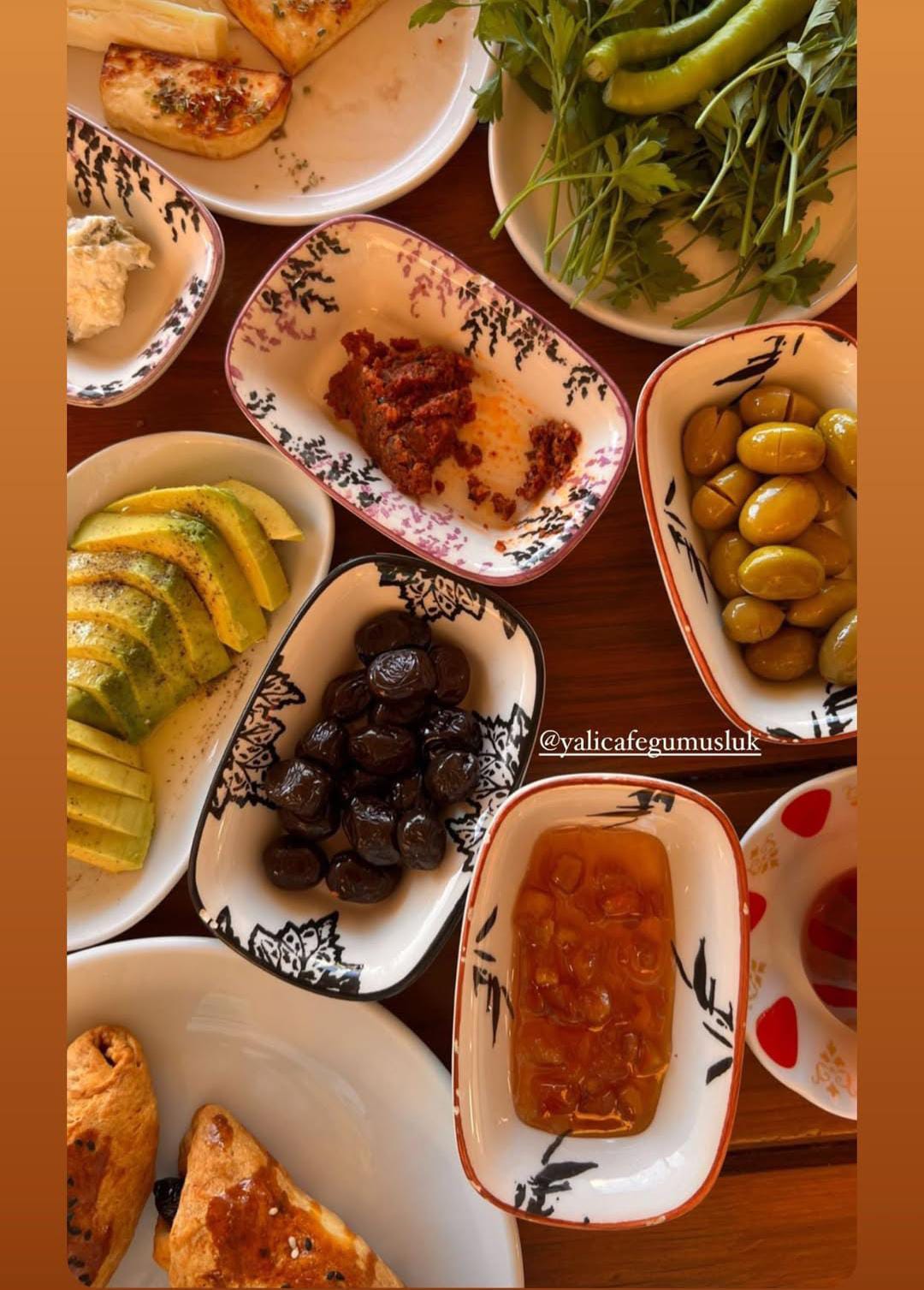 Yalı Cafee