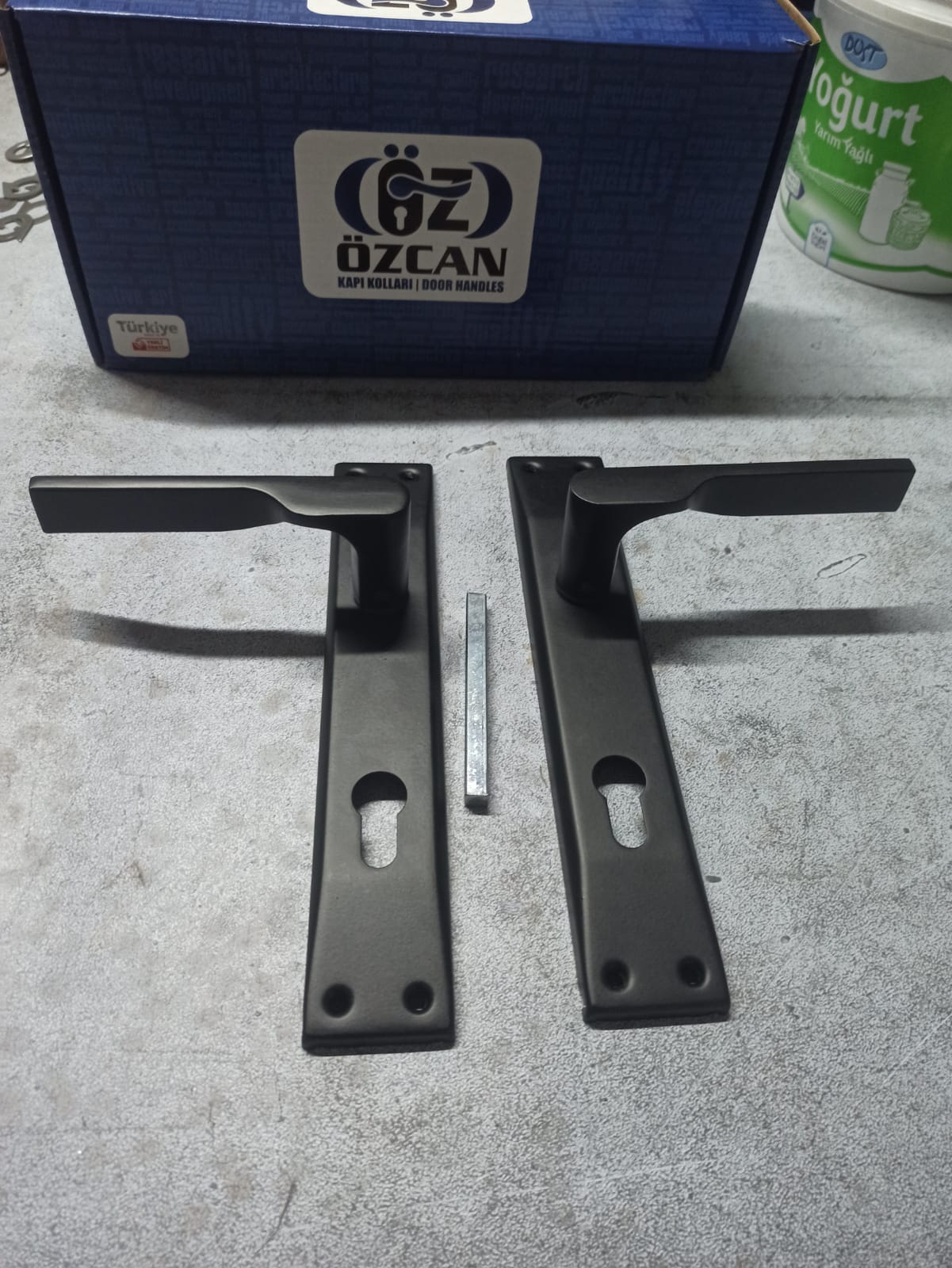 Özcan Kapı Kolları ve Mobilya Aksesuarları