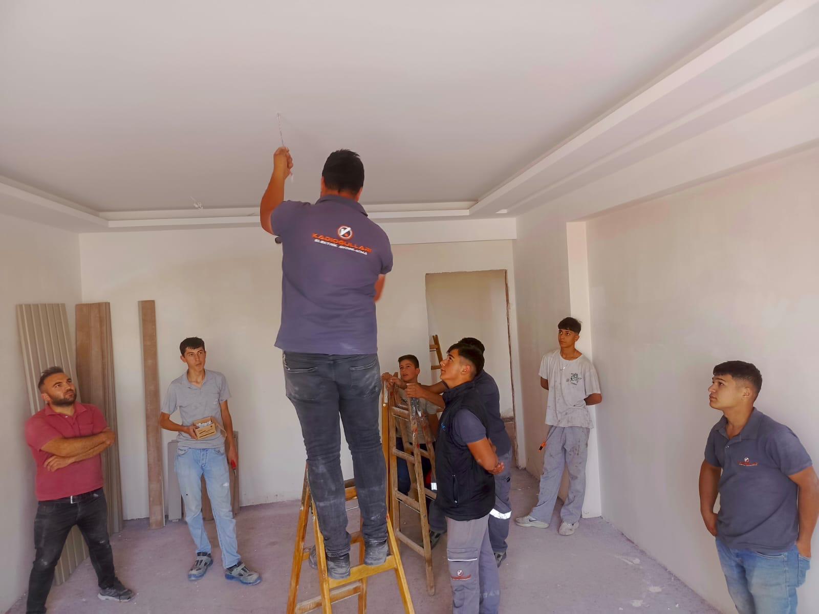 Kadıoğulları Elektrik Aydınlatma