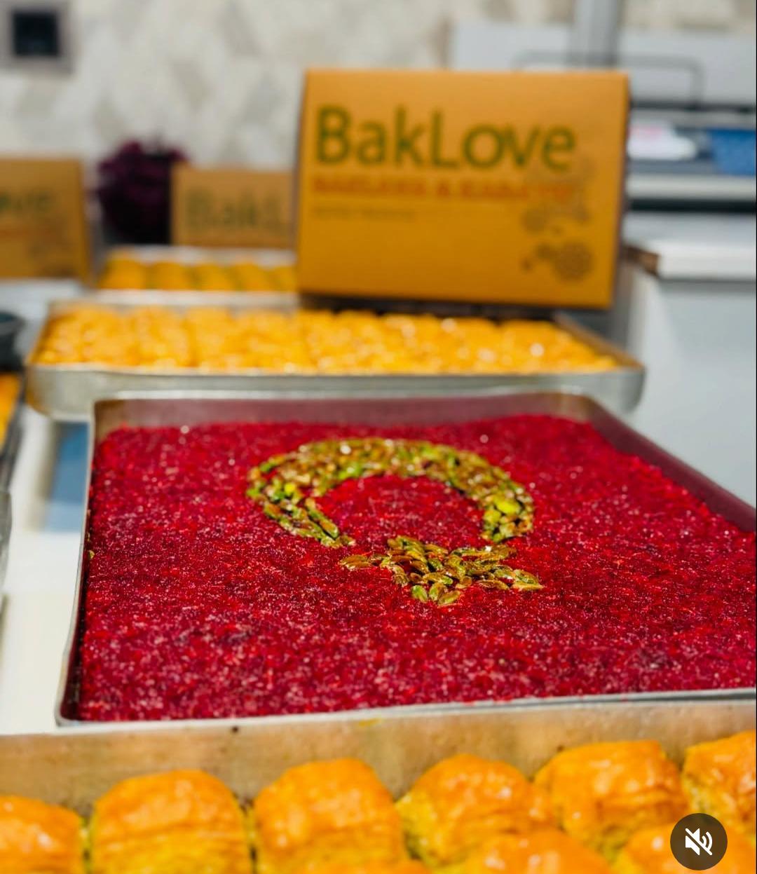 Baklove Baklava 