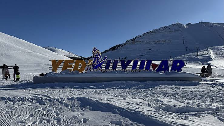 Eker Travel 